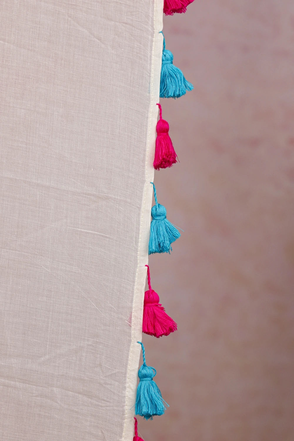 Off White Mul Cotton Kerala Saree