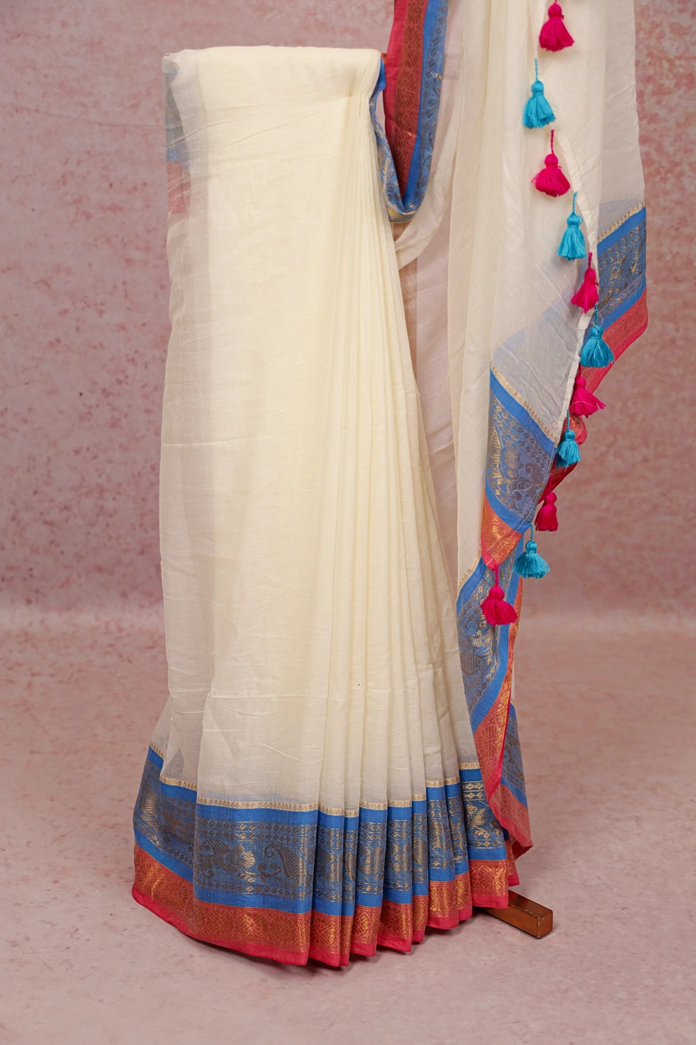 Off White Mul Cotton Kerala Saree