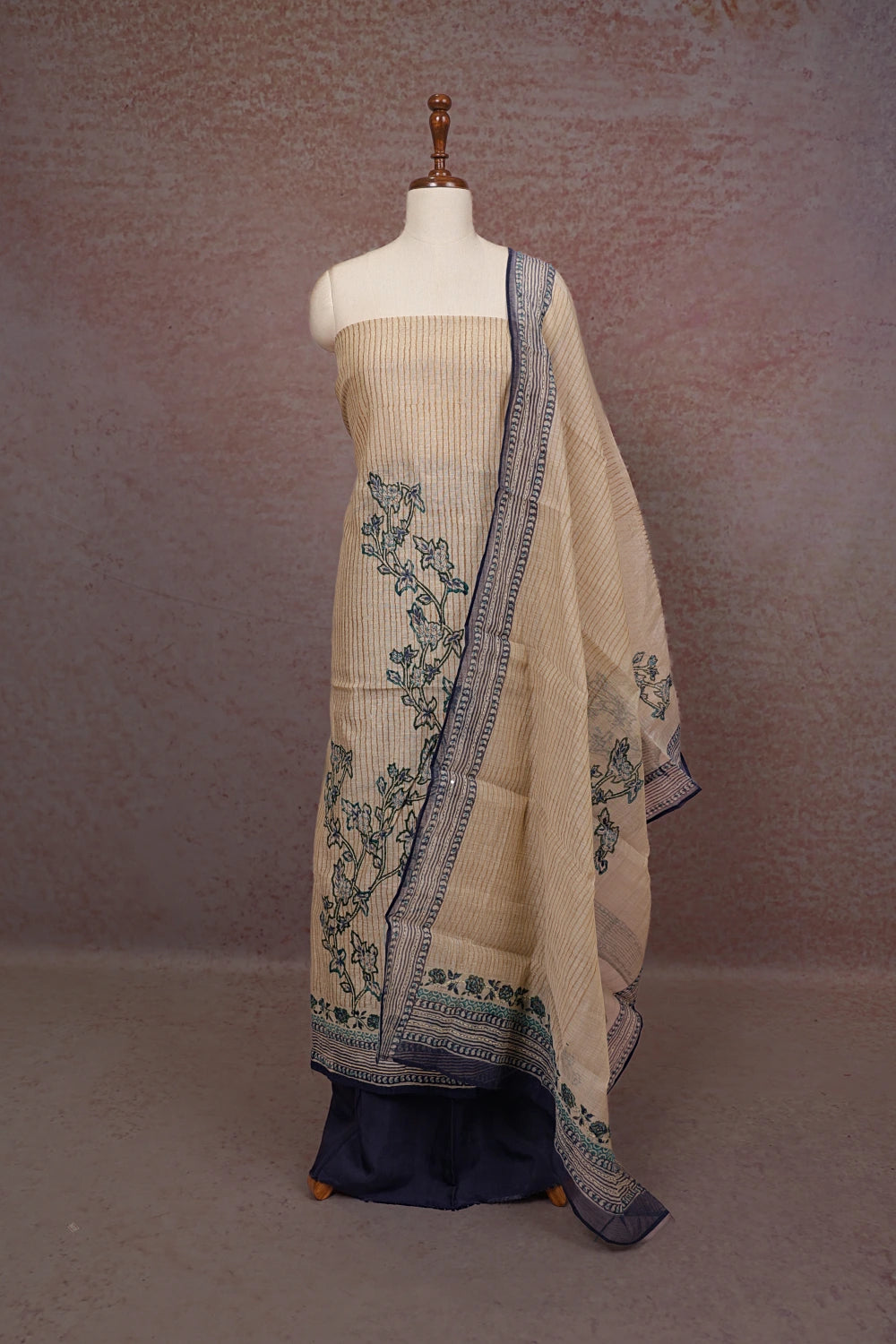 Sandal Semi Chanderi Lines Unstitched Churidhar Material
