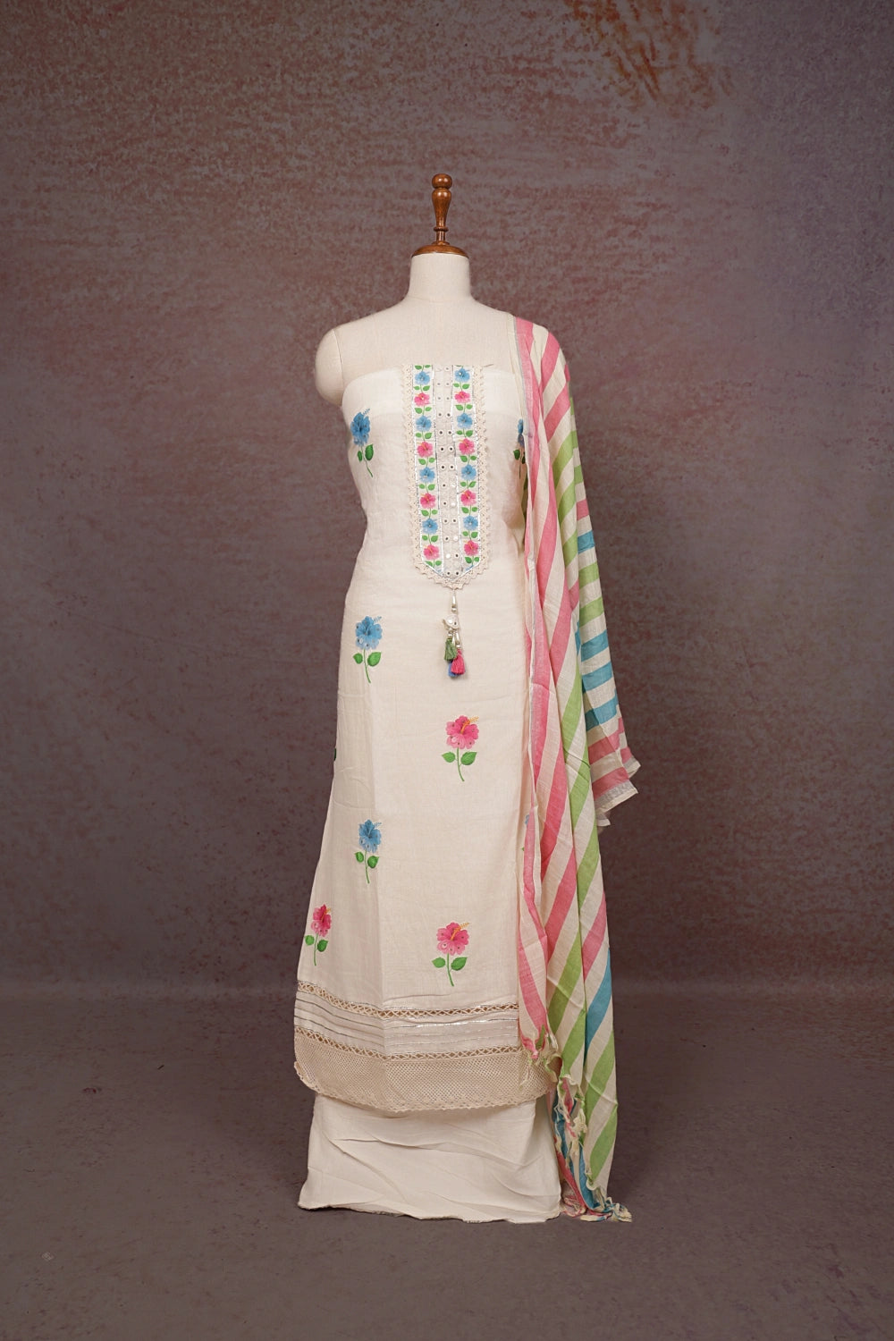 Cream Linen Applic Work Unstitched Churidhar Material