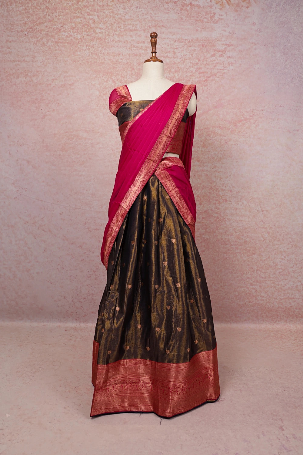 Navy And Magenta Tissue DhavanI Set