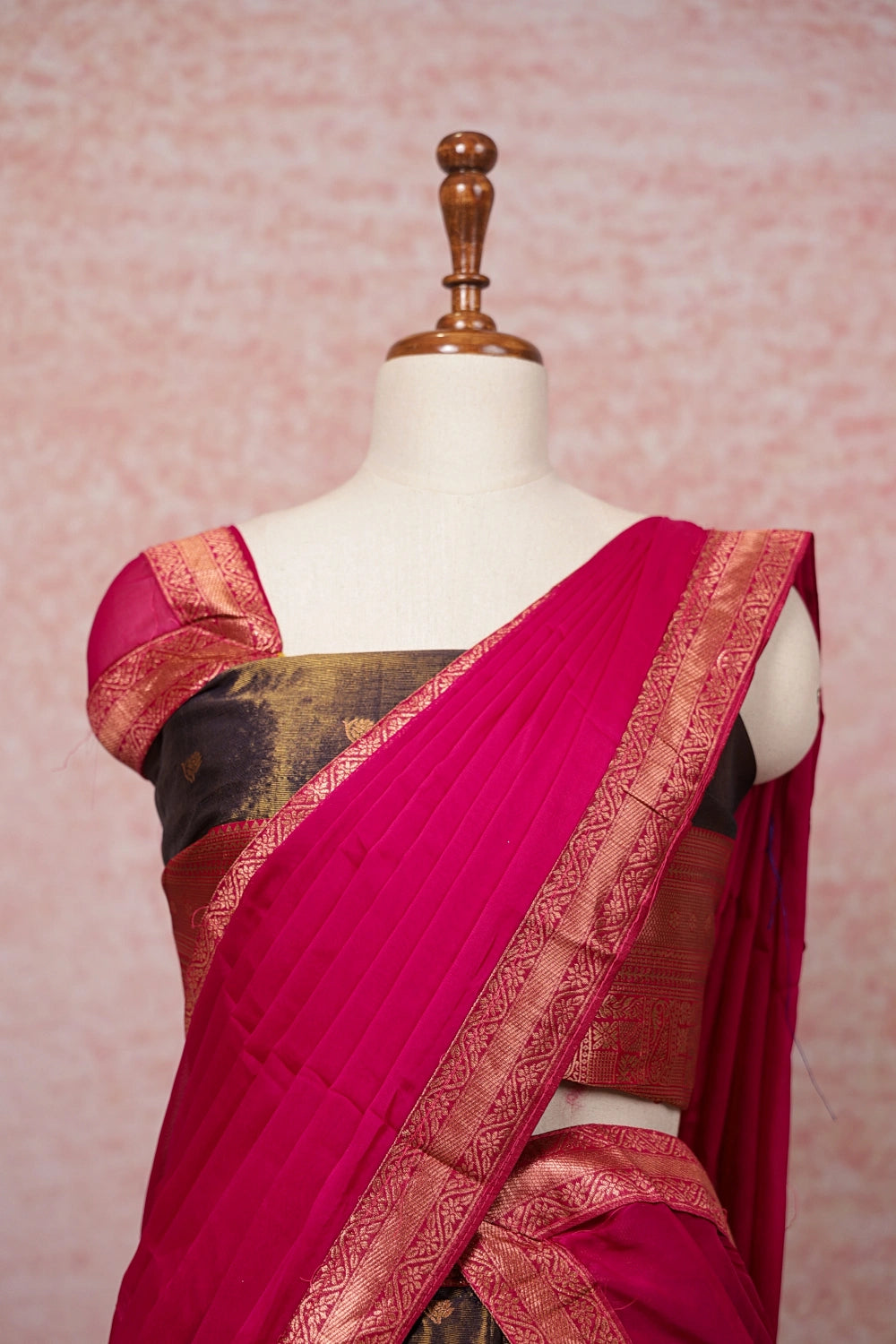 Navy And Magenta Tissue DhavanI Set