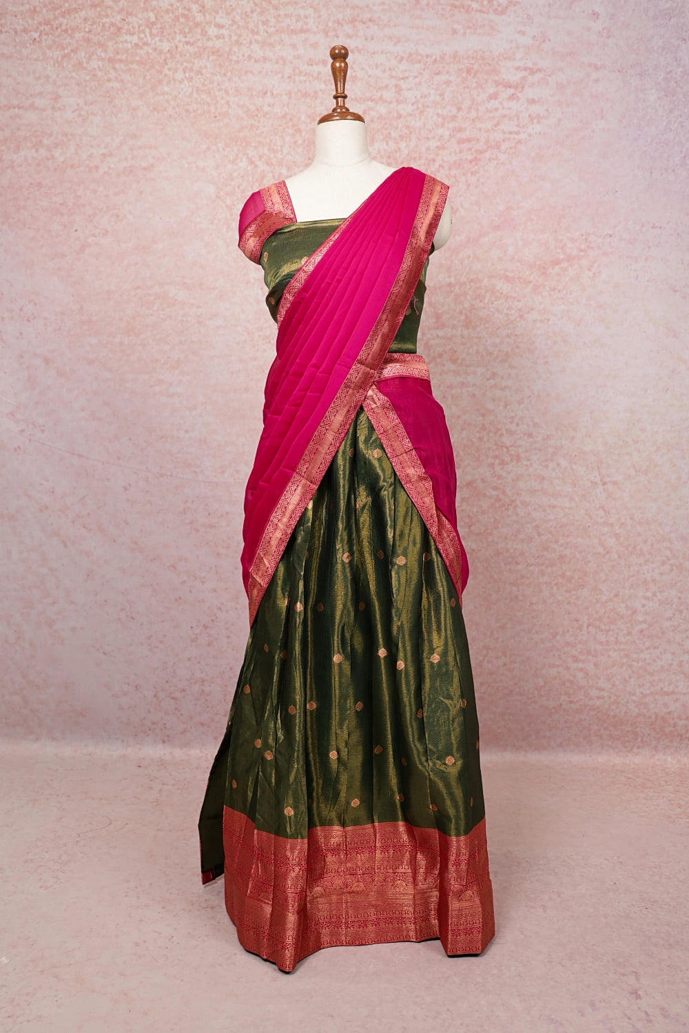 Green And Magenta Tissue Dhavani Set