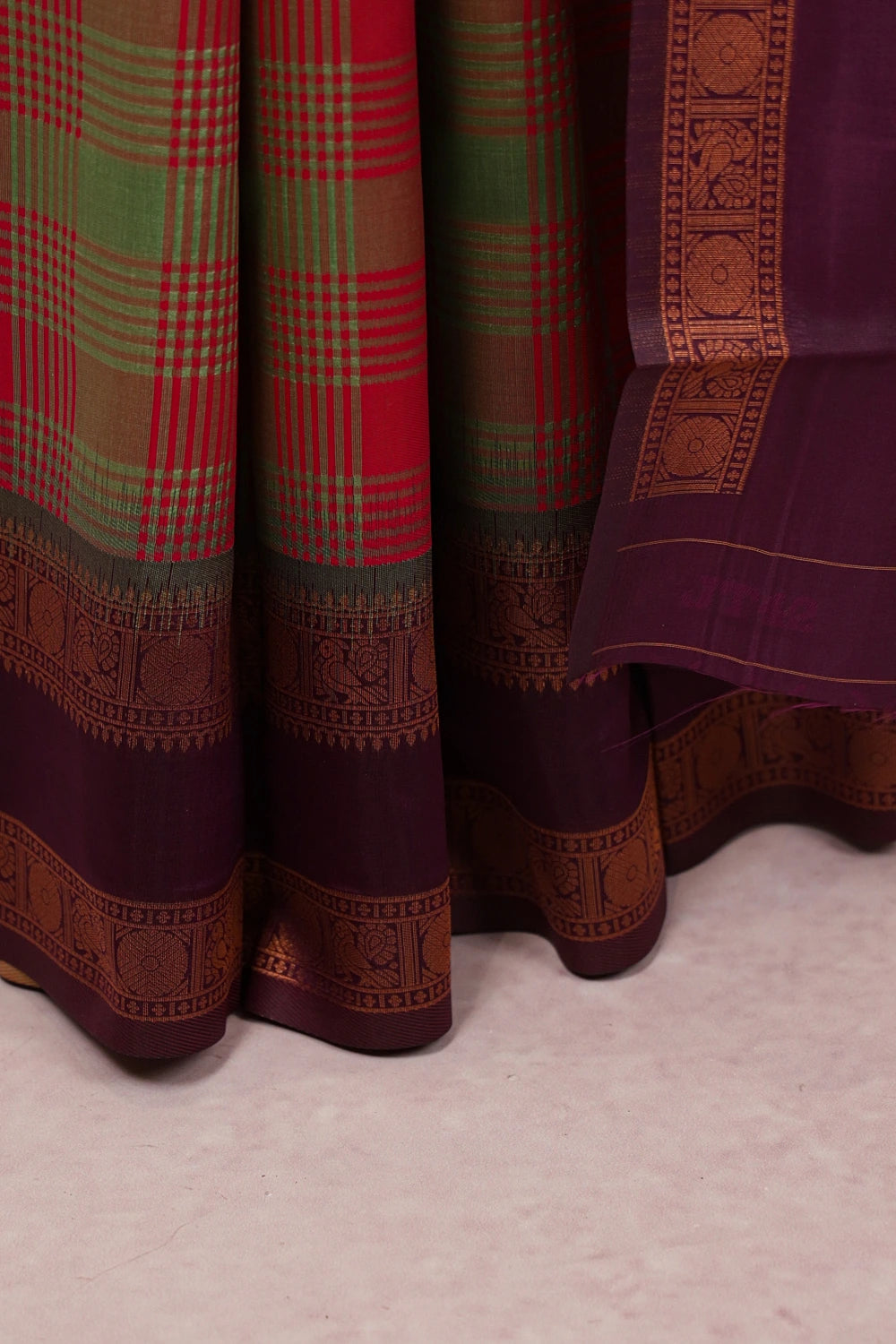 Light Green And Magenta Semi Silk Saree