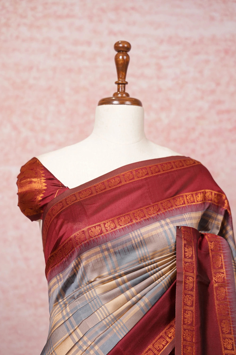 Chikku And Ash Semi Silk Saree