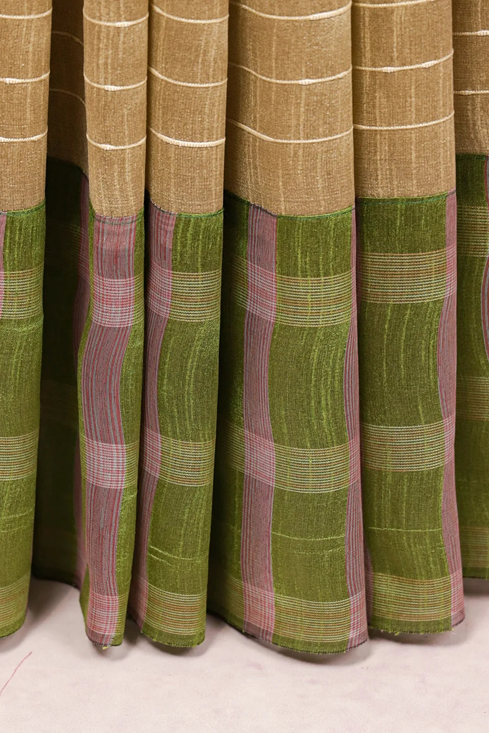 Chikku Color Semi Jute Saree