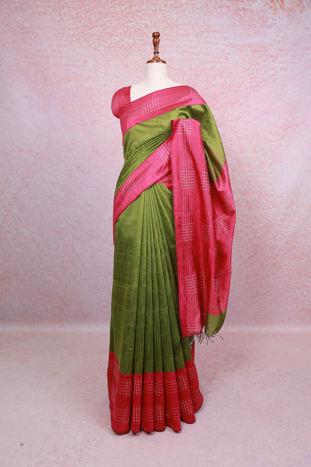 Parrot Green Semi Jute Saree - Seematti