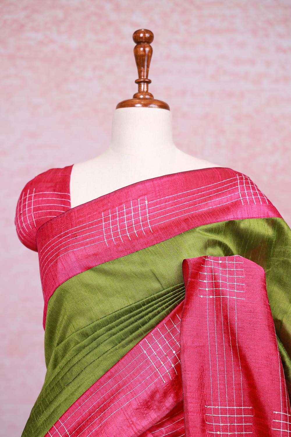 Parrot Green Semi Jute Saree - Seematti