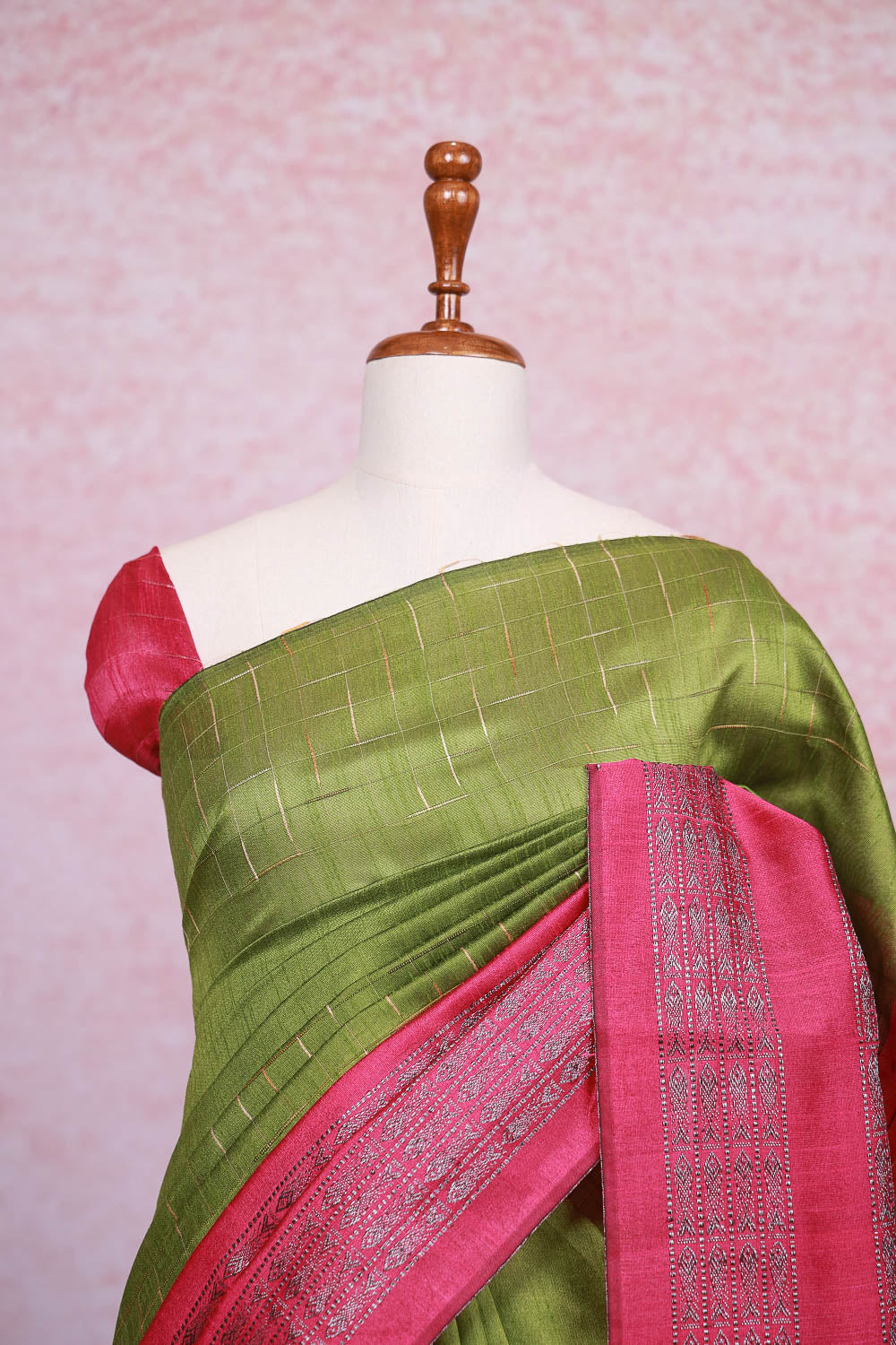 Green semi jute check saree with designer border - Seematti