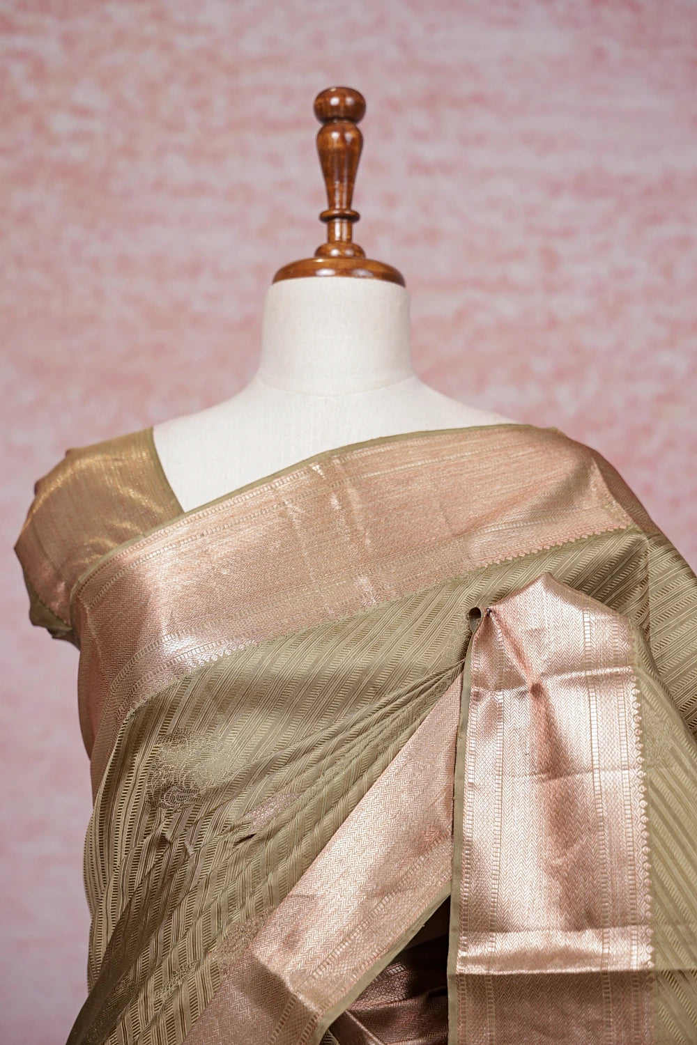 Chikku Green Kancheepuram Silk Saree
