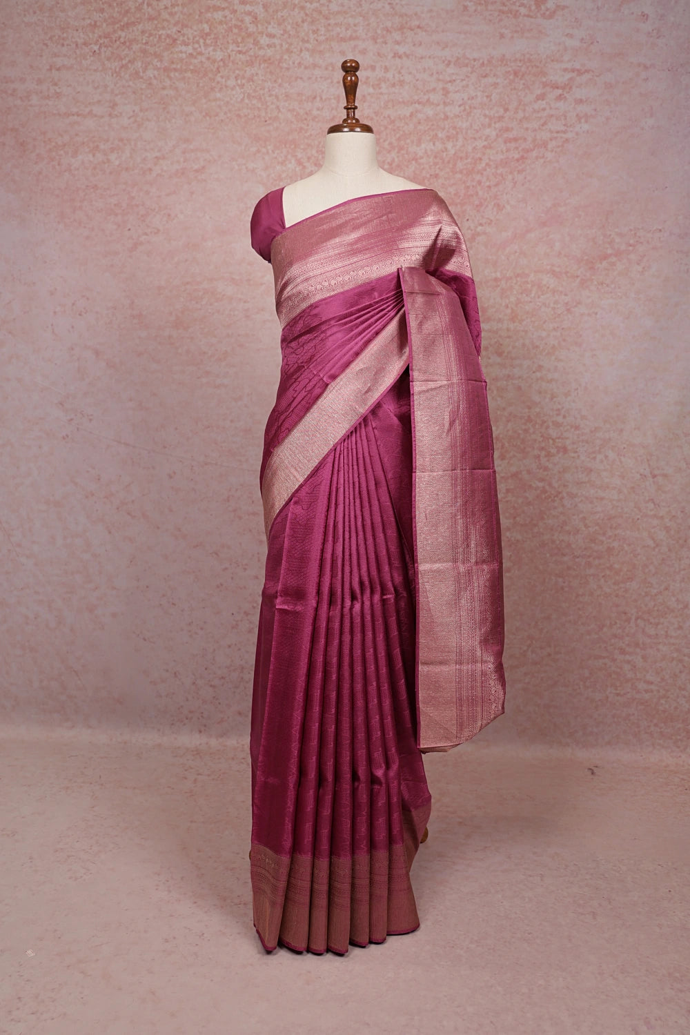Onion Pink Kancheepuram Silk Saree