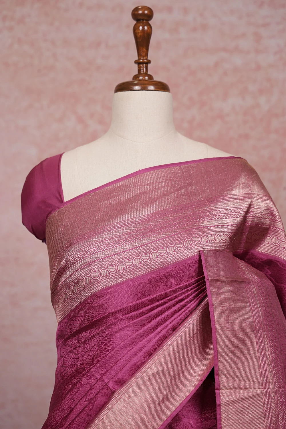 Onion Pink Kancheepuram Silk Saree