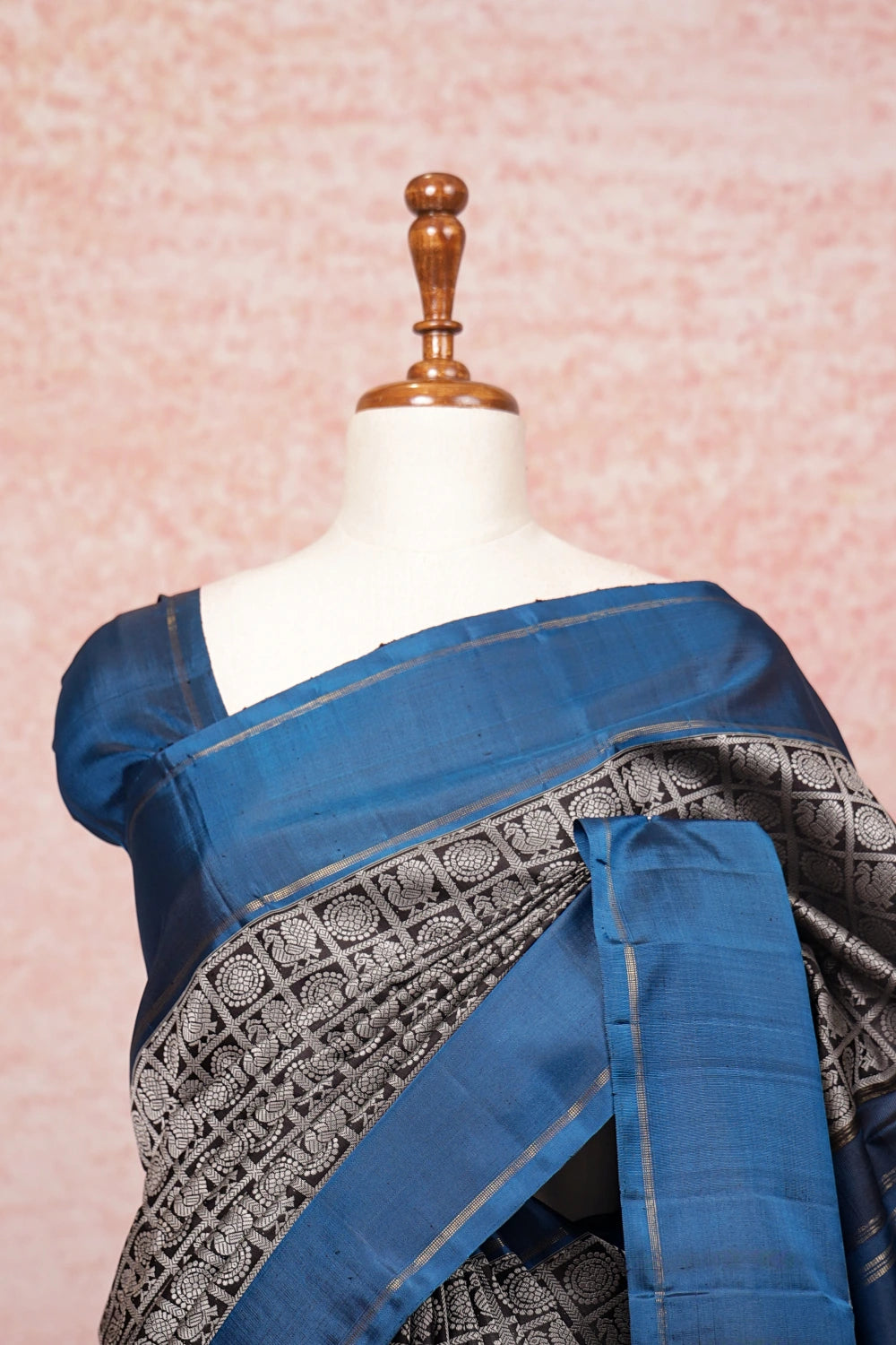 Black Kancheepuram Silk Saree