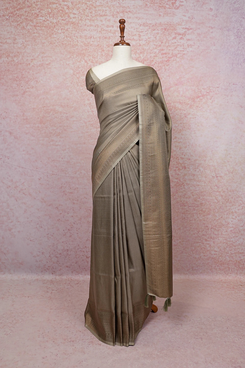 Chikku Color  Kubera Silk Saree