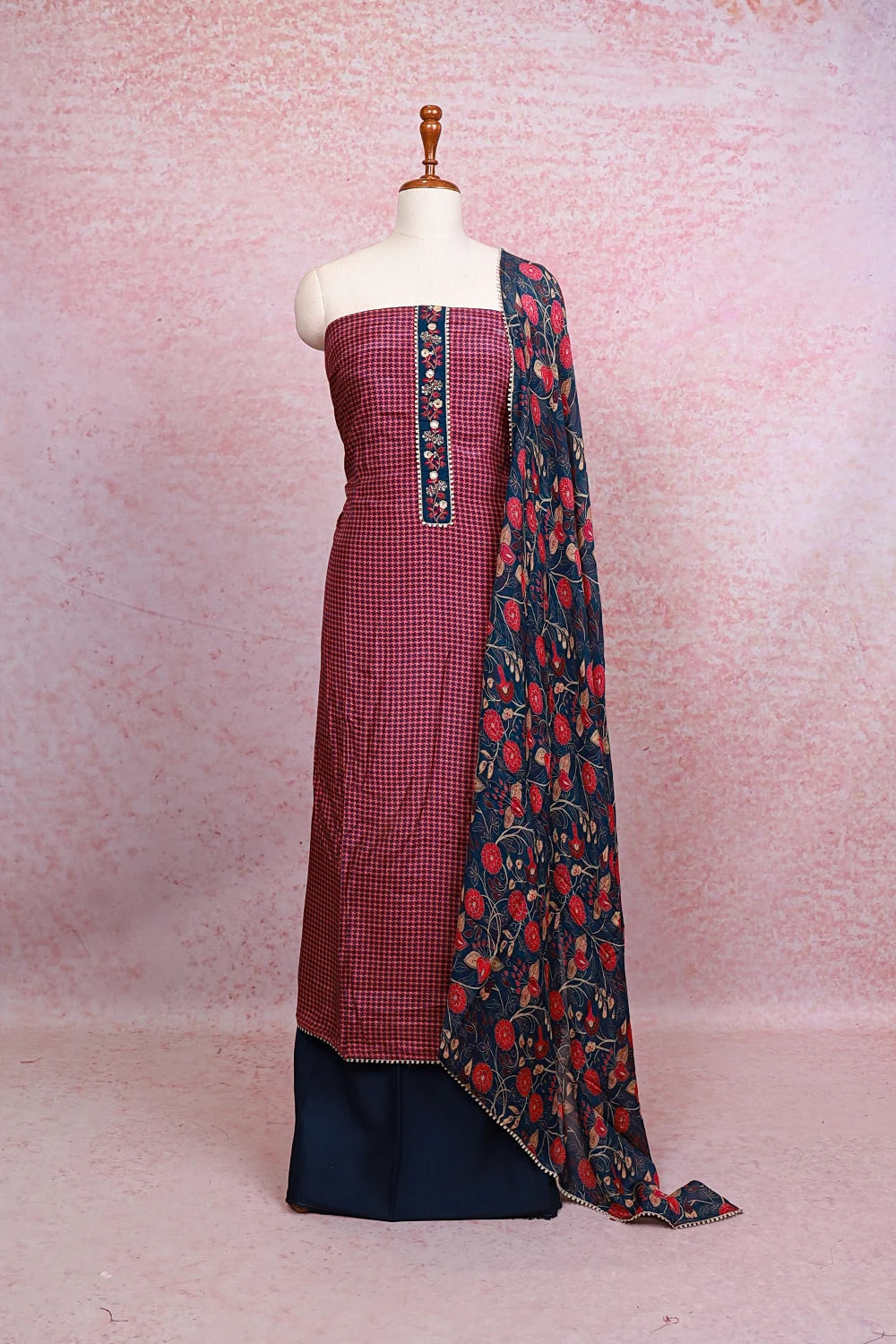 Onion Color Muslin Printed Unstitched Churidhar Material