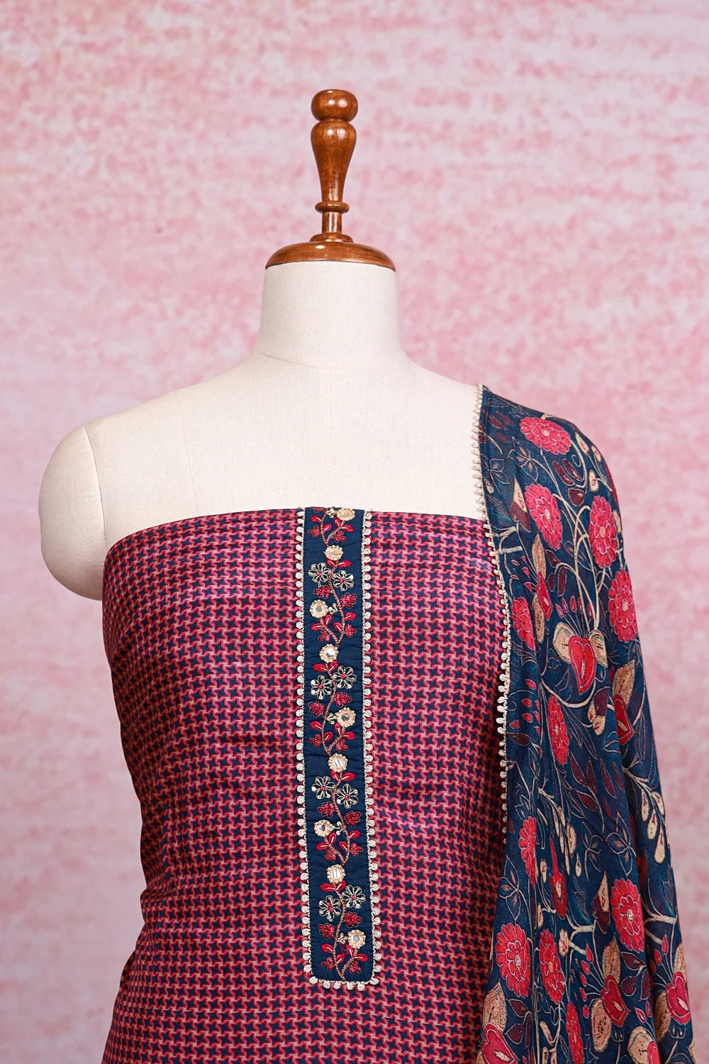 Onion Color Muslin Printed Unstitched Churidhar Material