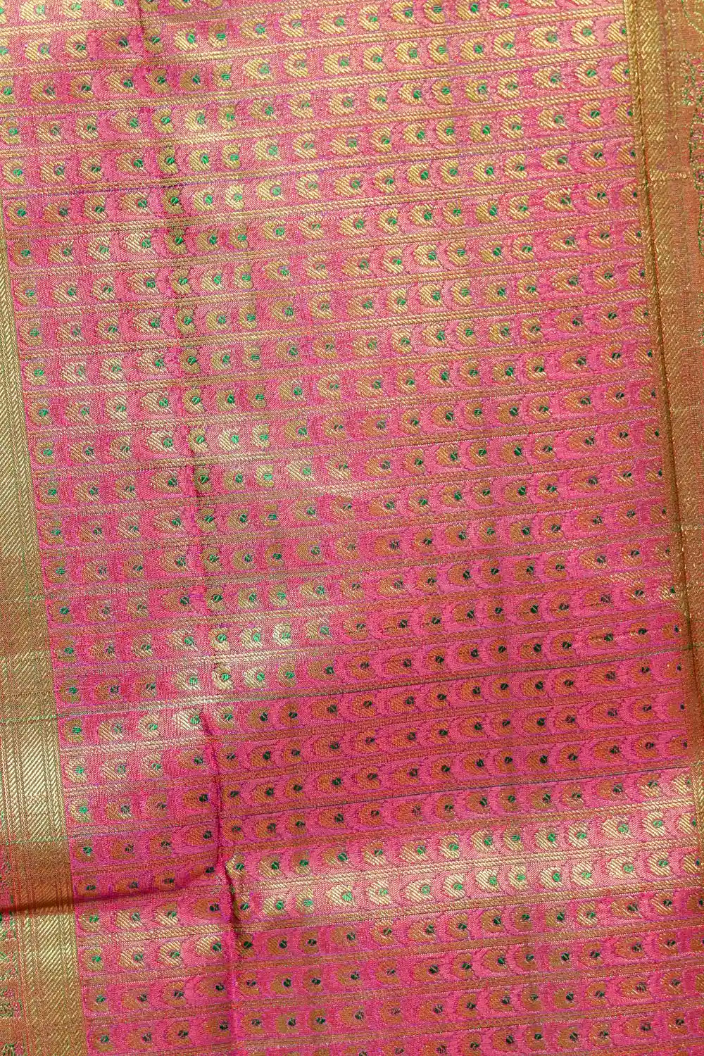 Bottle Green Kancheepuram Silk Saree - Seematti