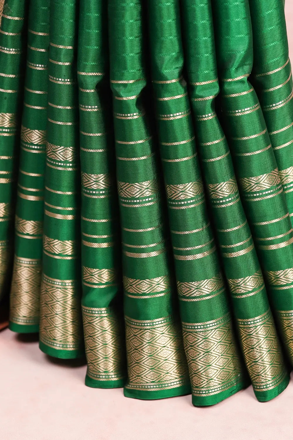 Bottle Green Kancheepuram Soft Silk Saree