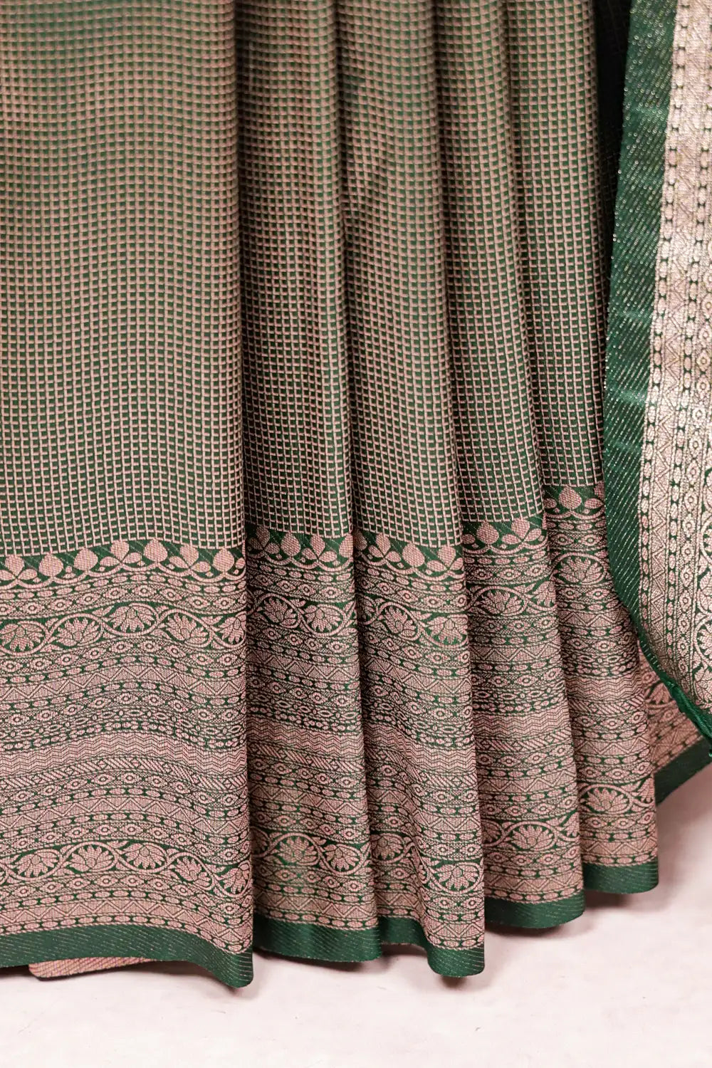 Bottle Green Kubera Silk Saree - Seematti