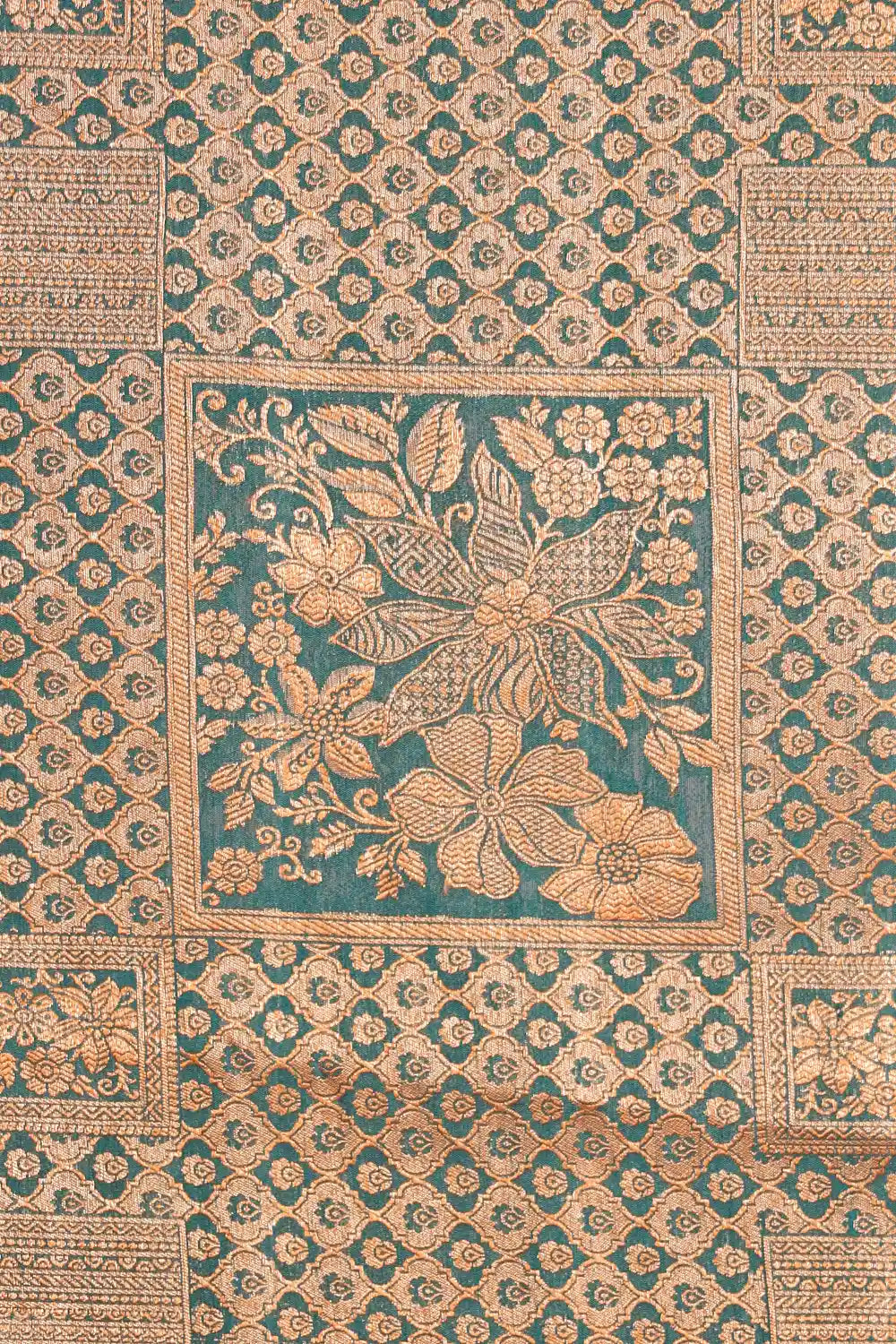 Bottle Green Semi Jute Saree