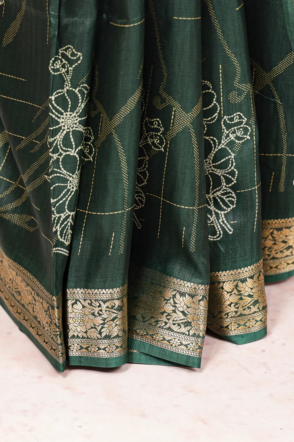 Bottle Green Semi Tussar Saree - Seematti