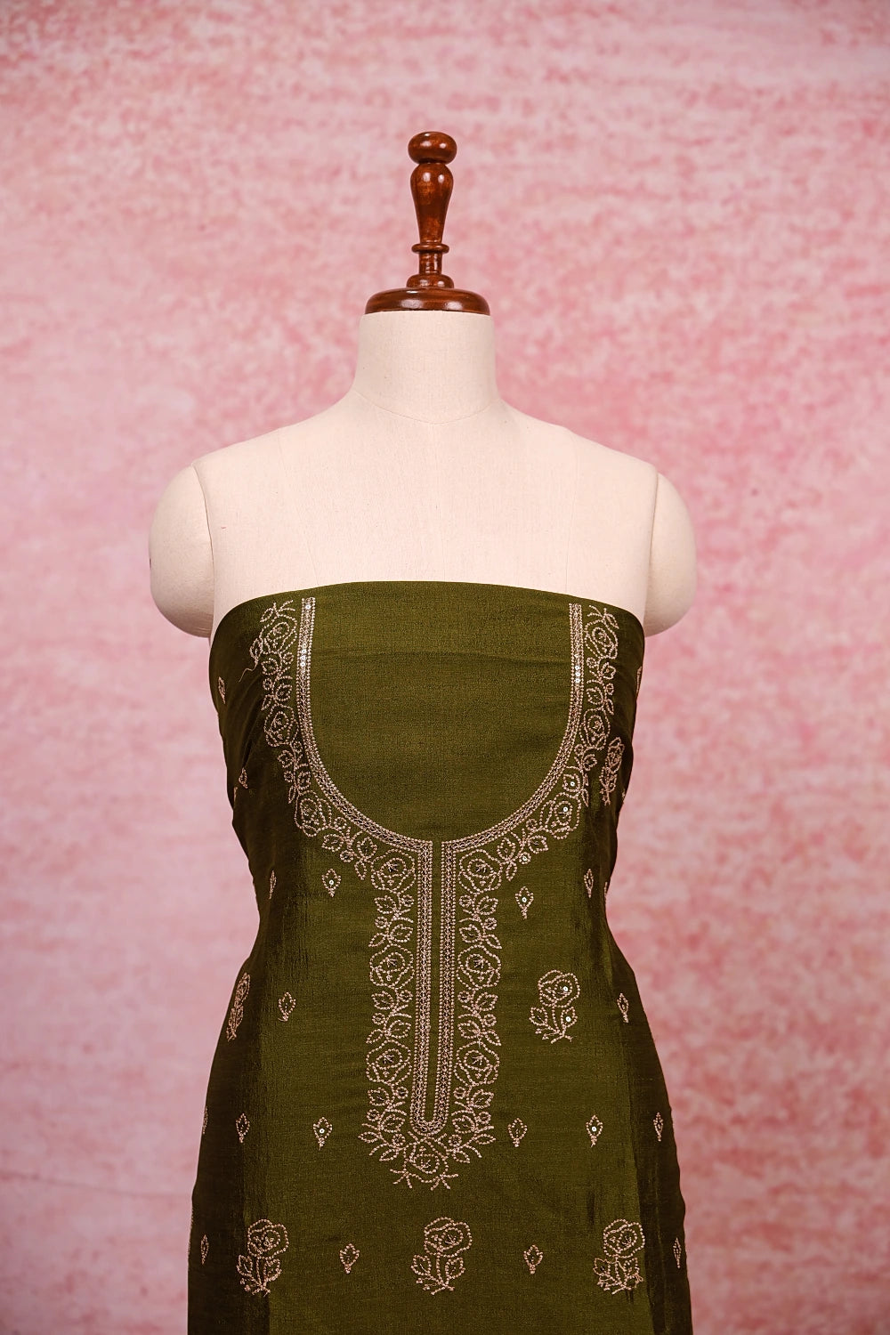 Cherupayar Green Vichithra Silk Thread And Sequines Work Unstitched Churidhar Material