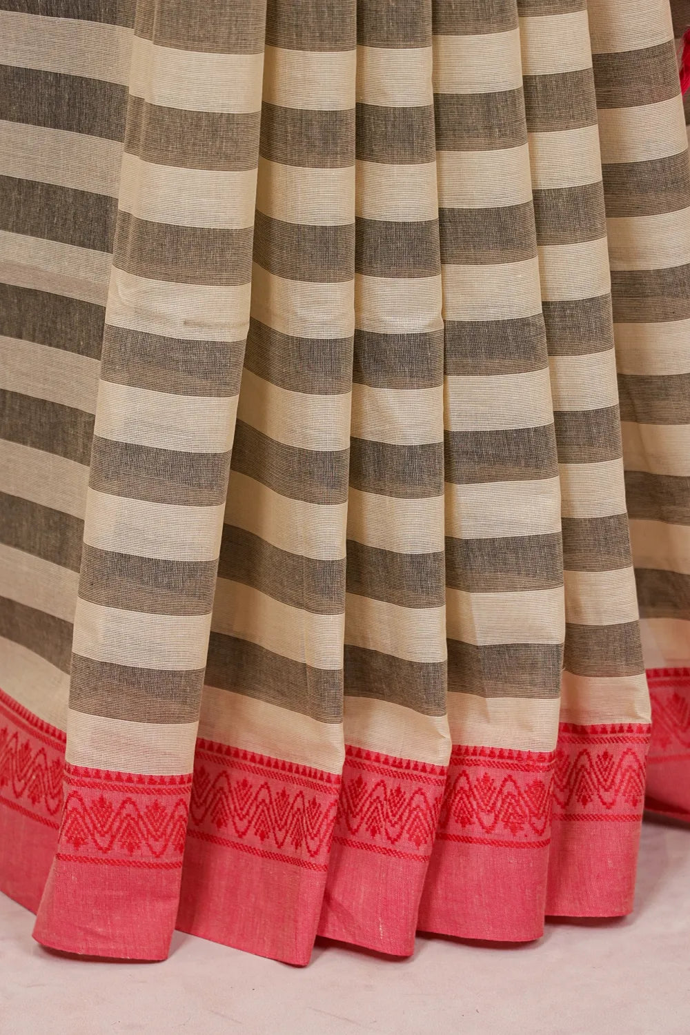 Chikku Color Cotton Saree - Seematti