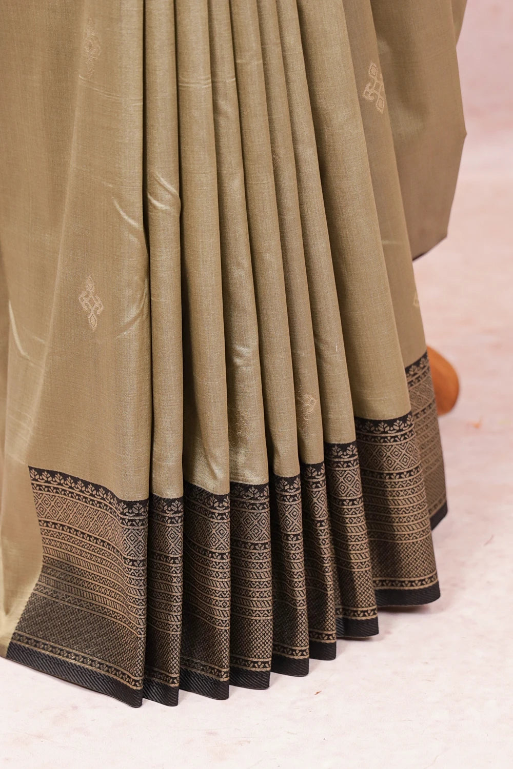 Chikku Color Semi Silk Saree