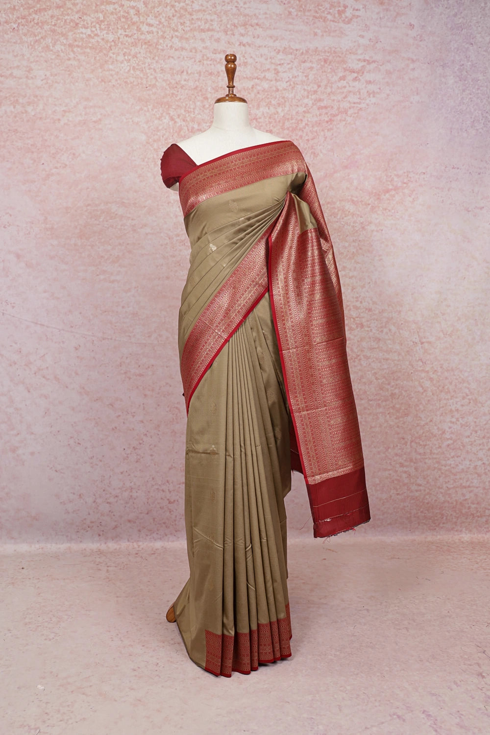 Chikku Color Semi Silk Saree