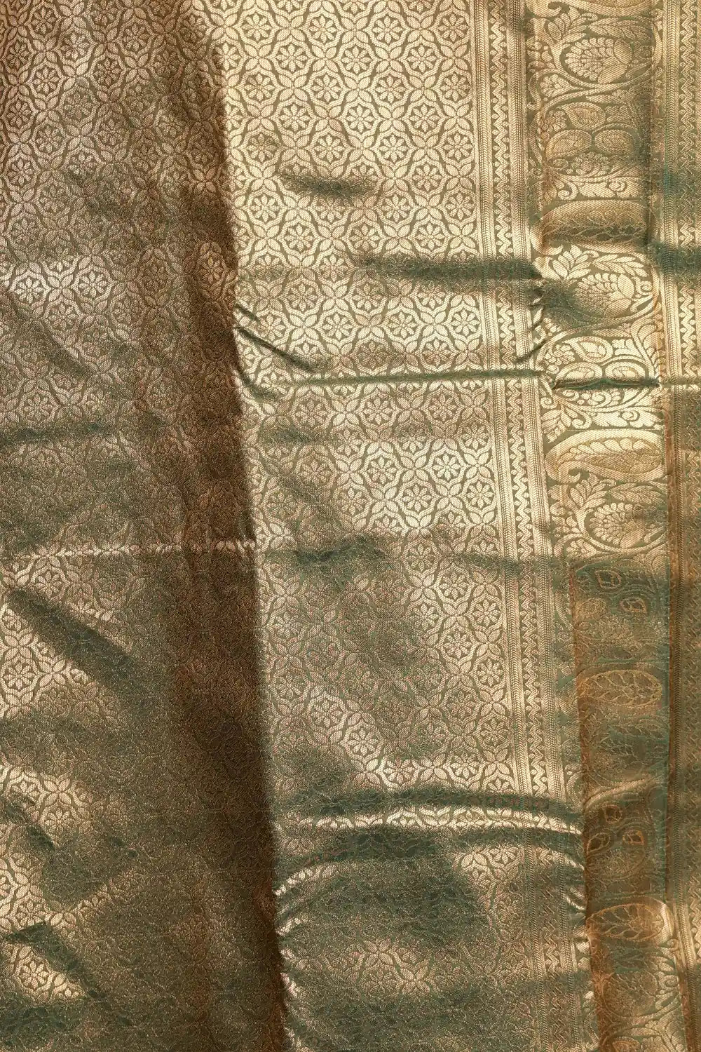 Cream Semi Kanchi Soft Silk Saree