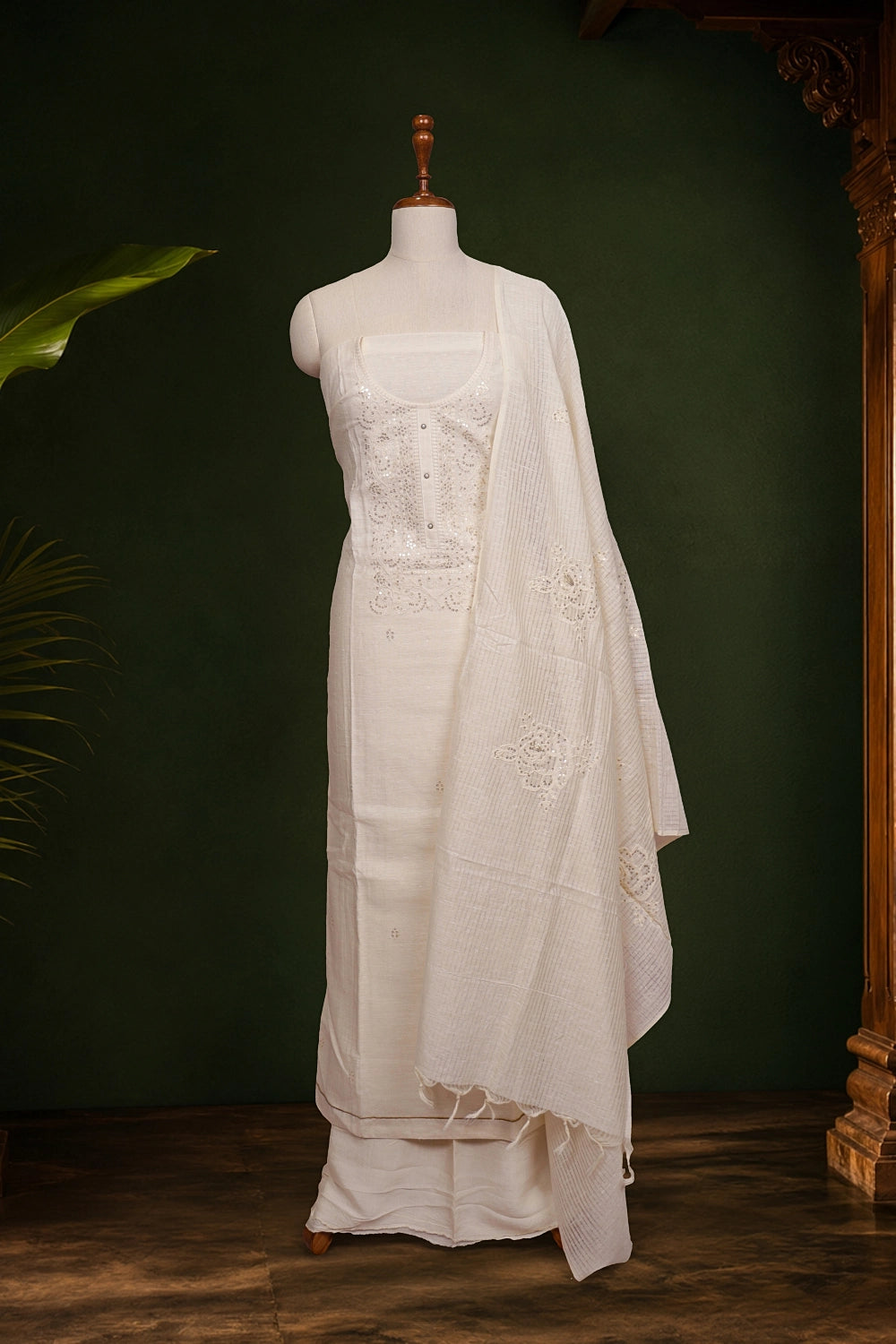 Cream Semi Linen Embroidery Unstitched Churidhar Material - Seematti