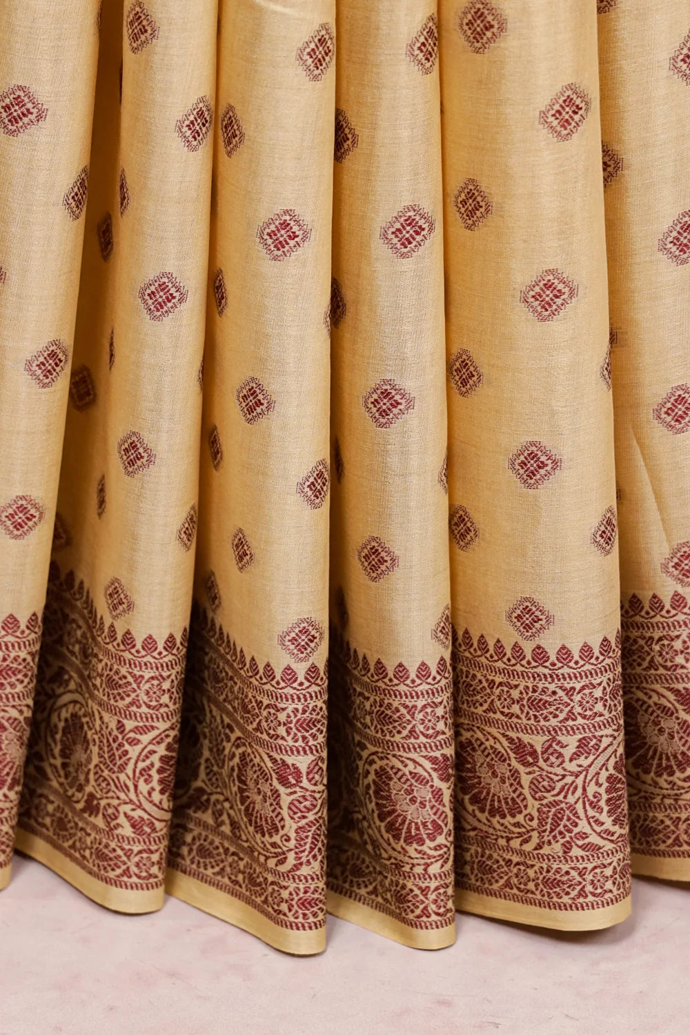 Cream Semi Tussar Saree - Seematti