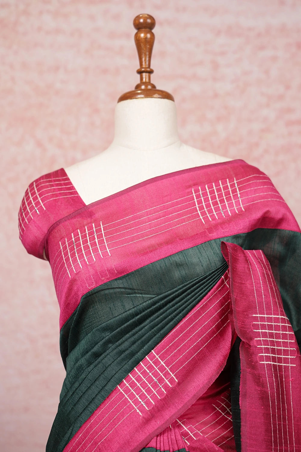 Dark Green Semi Jute Saree - Seematti