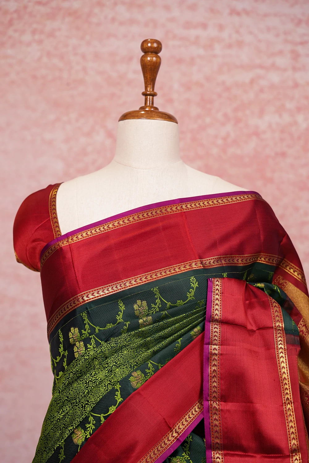 Forest Green Color Kancheepuram Silk Saree - Seematti