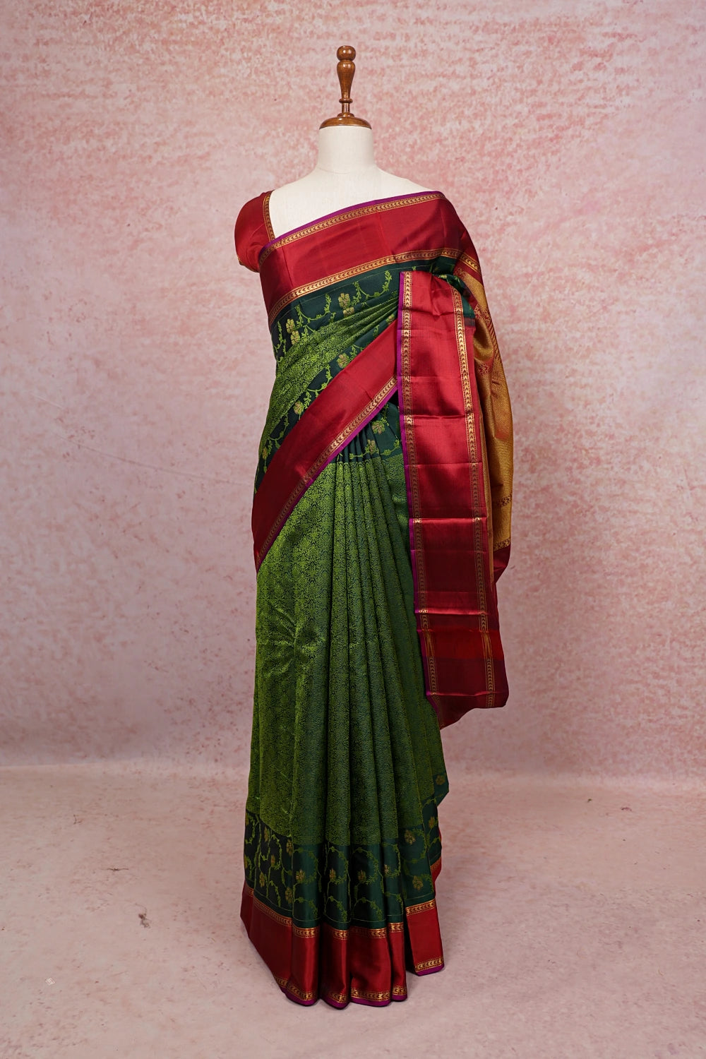 Forest Green Color Kancheepuram Silk Saree - Seematti
