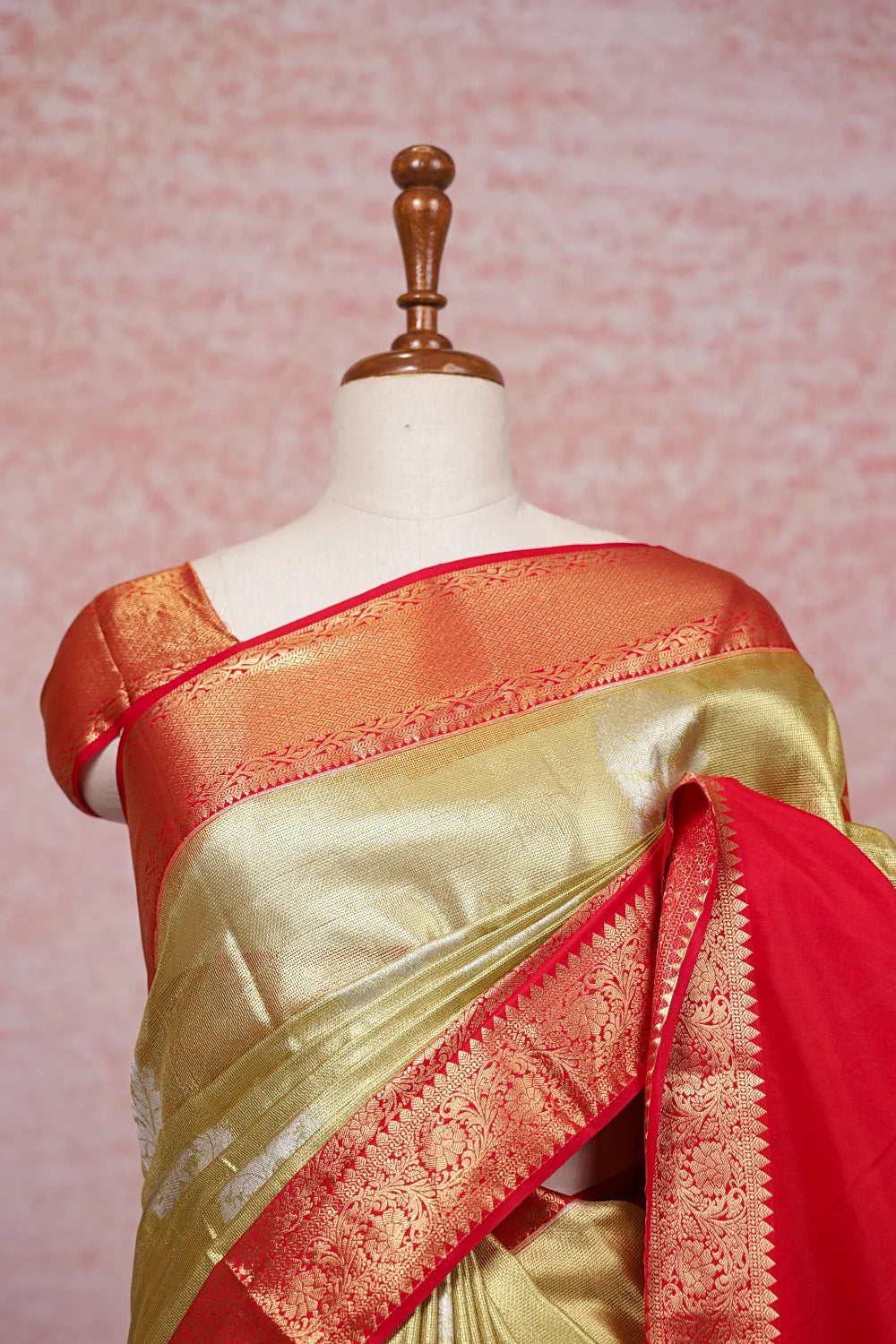 Gold Semi Tissue Silk Kancheepuram Saree - Seematti