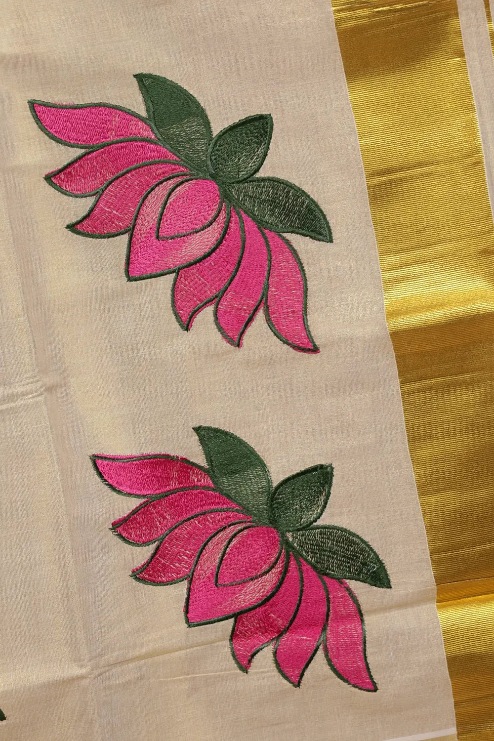 Golden Tissue Kerala Saree - Seematti