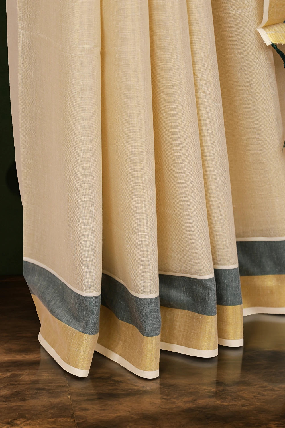 Golden Tissue Kerala Saree - Seematti