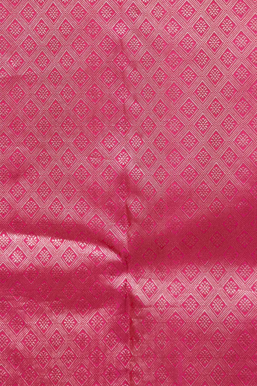 Green Pink Dual Tone Kancheepuram Silk Saree - Seematti