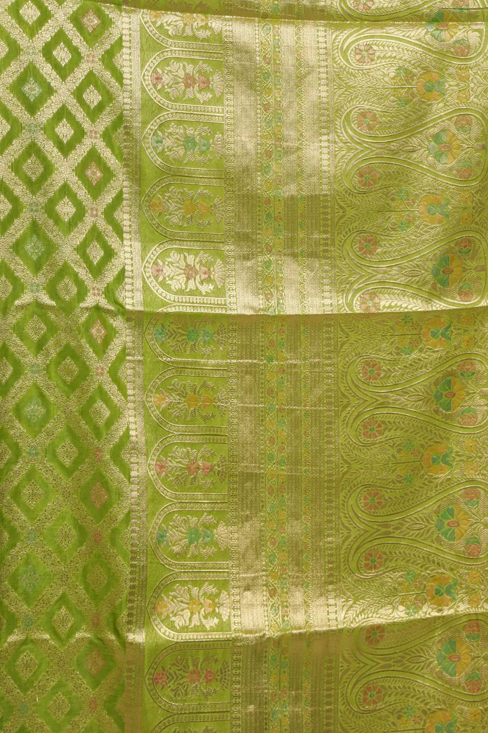 Green Semi Banarasi Saree - Seematti