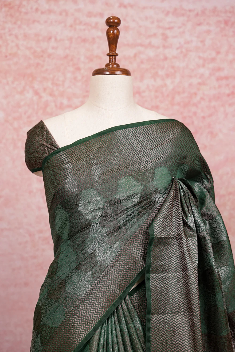 Green Semi Banarasi Saree - Seematti