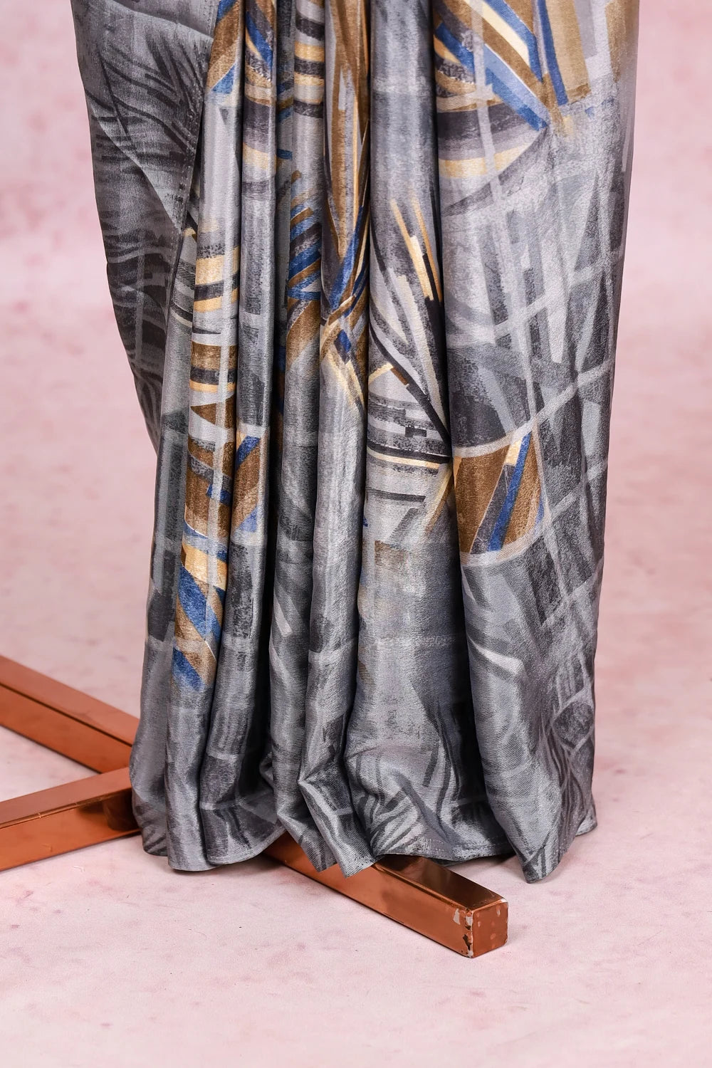 Grey Chiffon Printed Saree With Without Border - Seematti