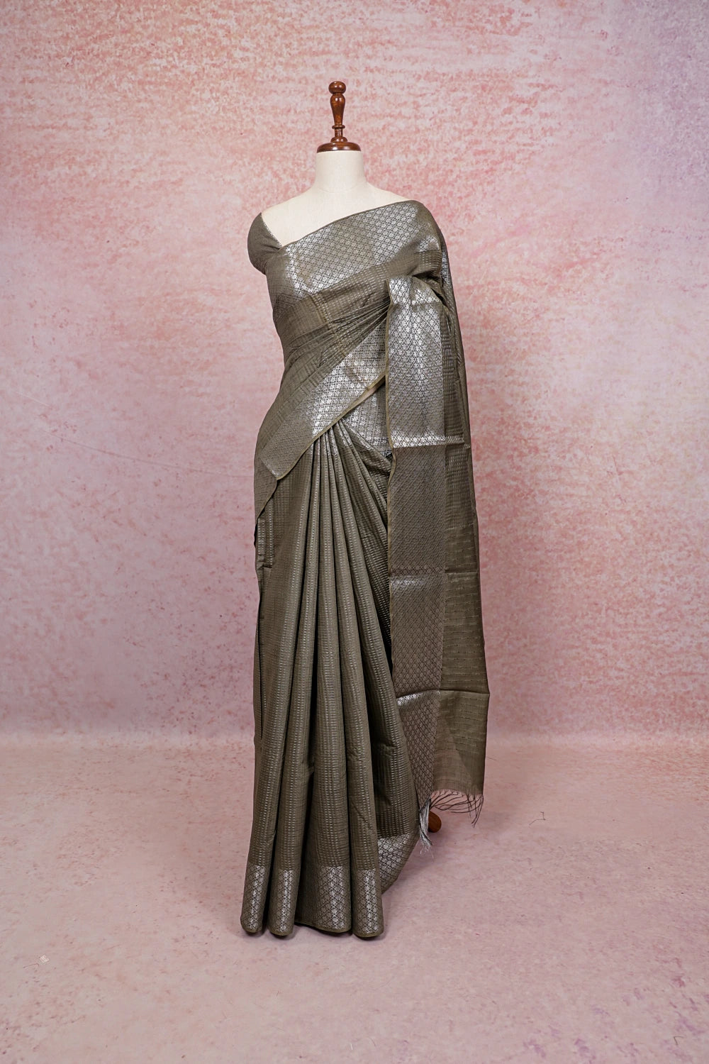 Mehandi Green Semi Tussar Saree - Seematti