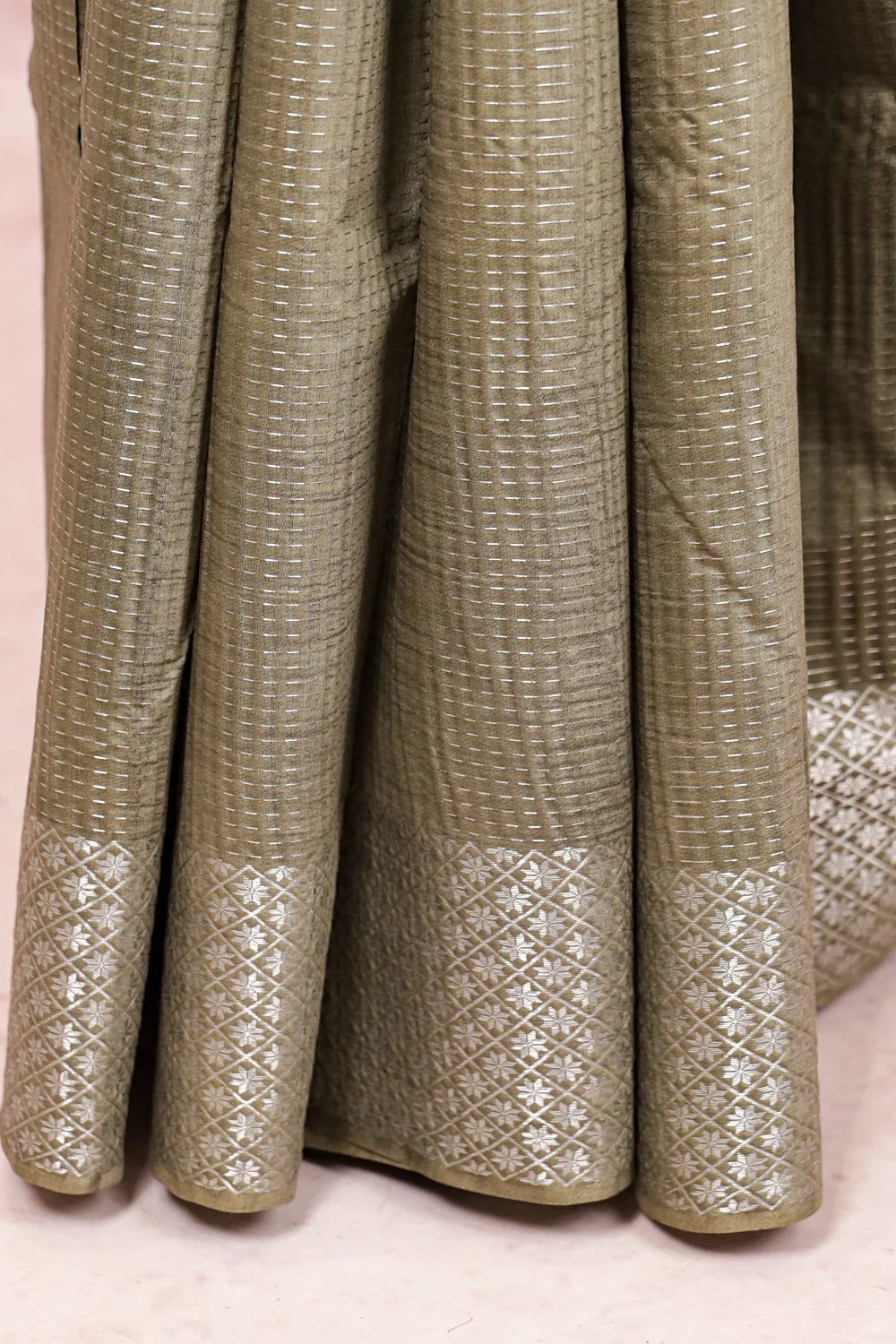Mehandi Green Semi Tussar Saree - Seematti