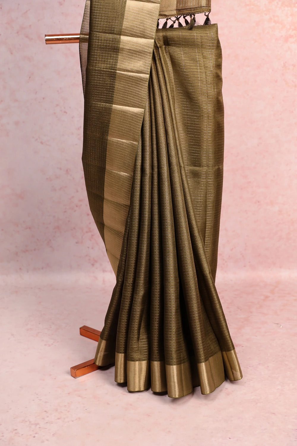 Moss Green Semi Jute Self Checks Saree With Plain Border - Seematti