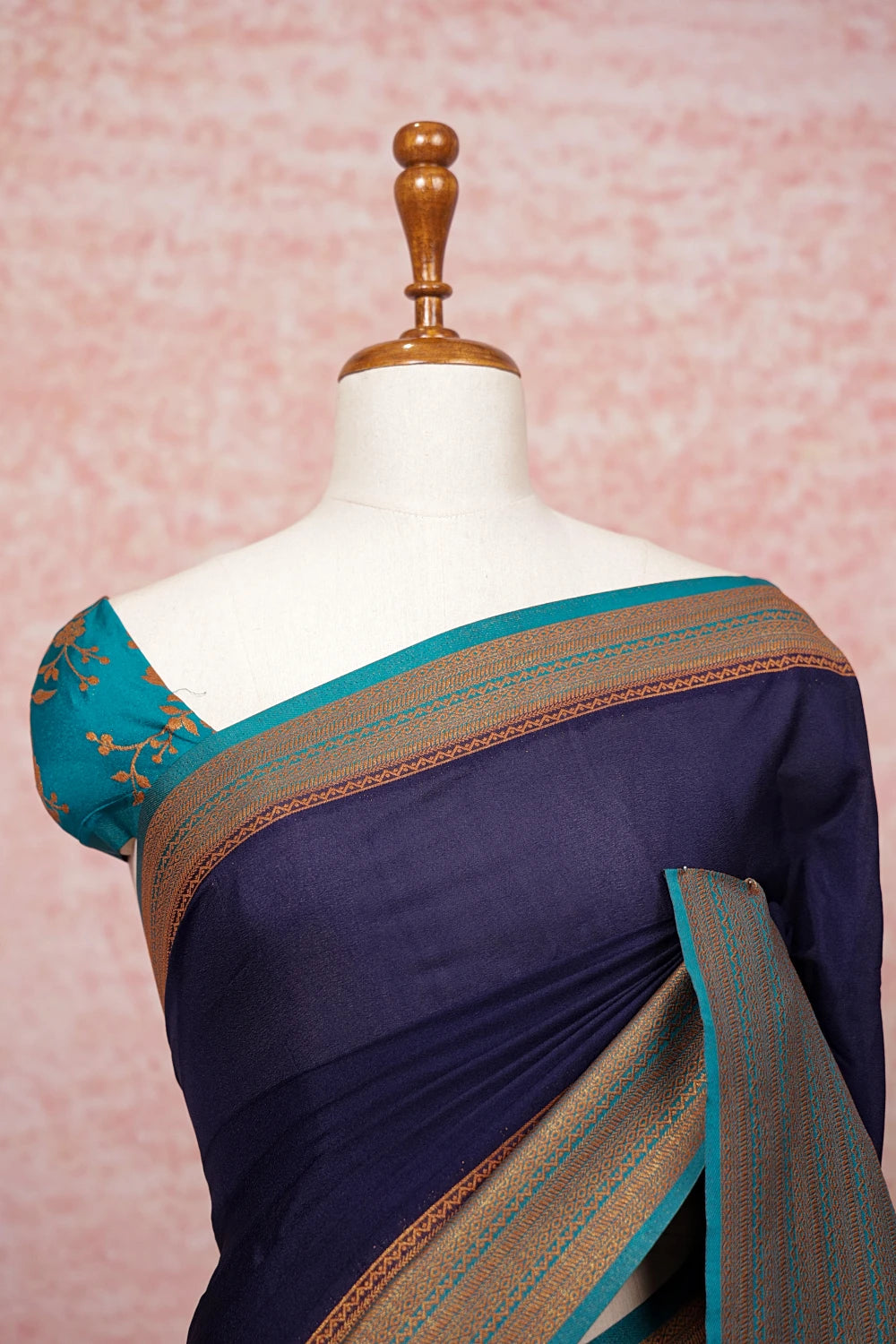 Navy Blue Semi Banarasi Saree - Seematti
