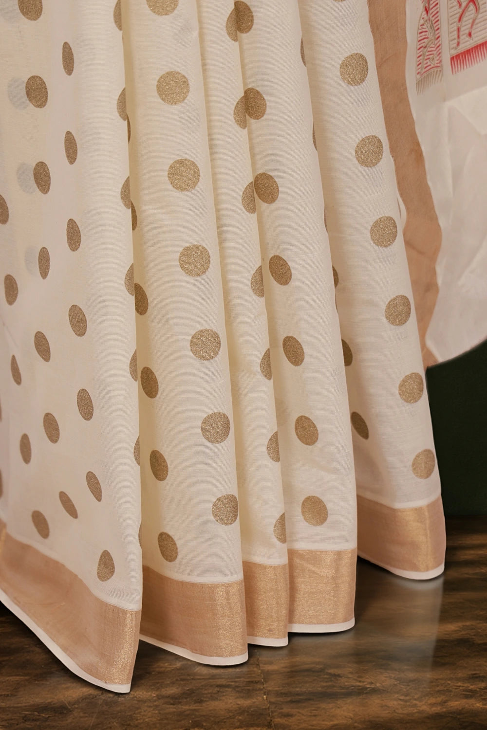 Off White Cotton Dots Kerala Saree With Golden Border - Seematti