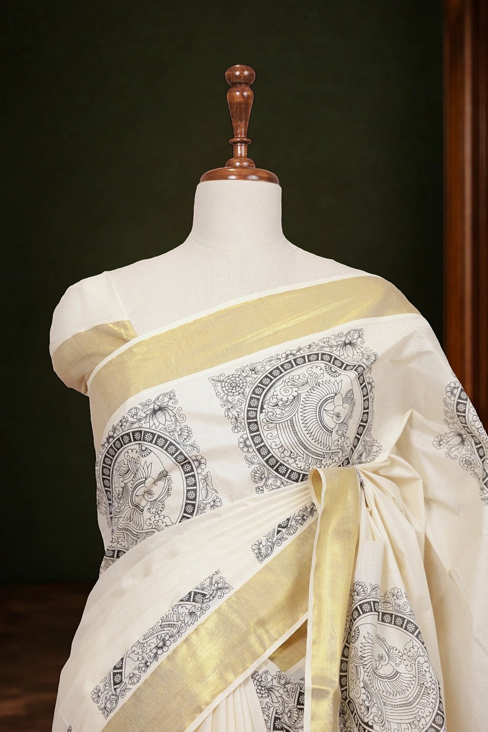 Off White Cotton Kerala Saree - Seematti