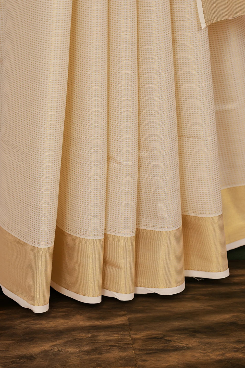 Off White Cotton Kerala Saree - Seematti