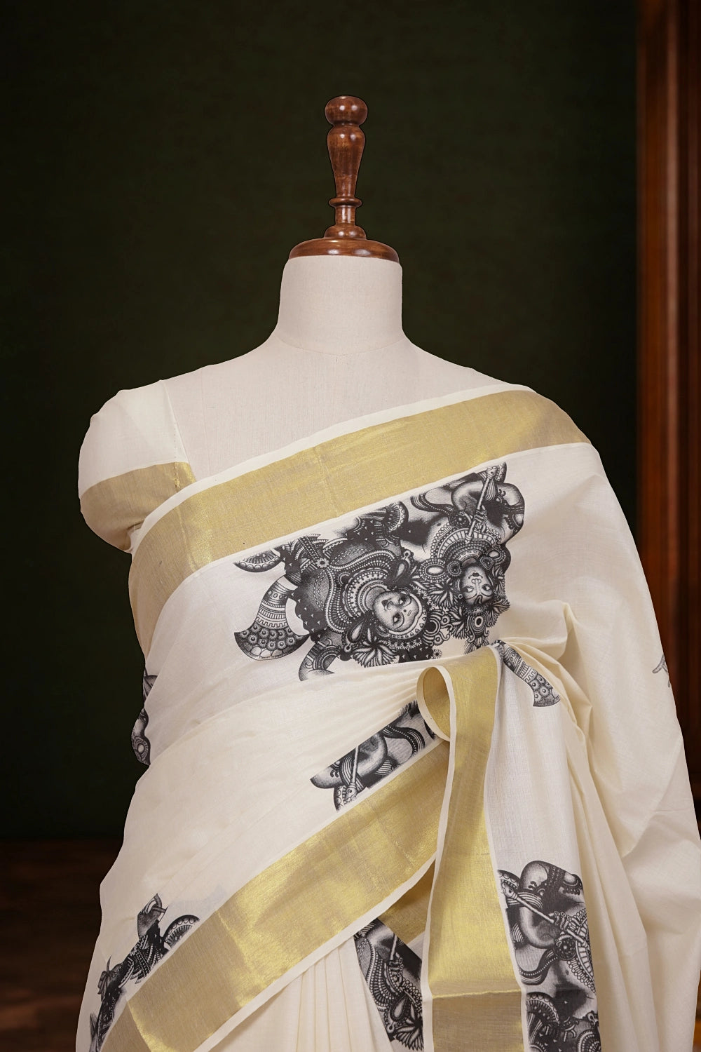 Off White Cotton Kerala Saree - Seematti